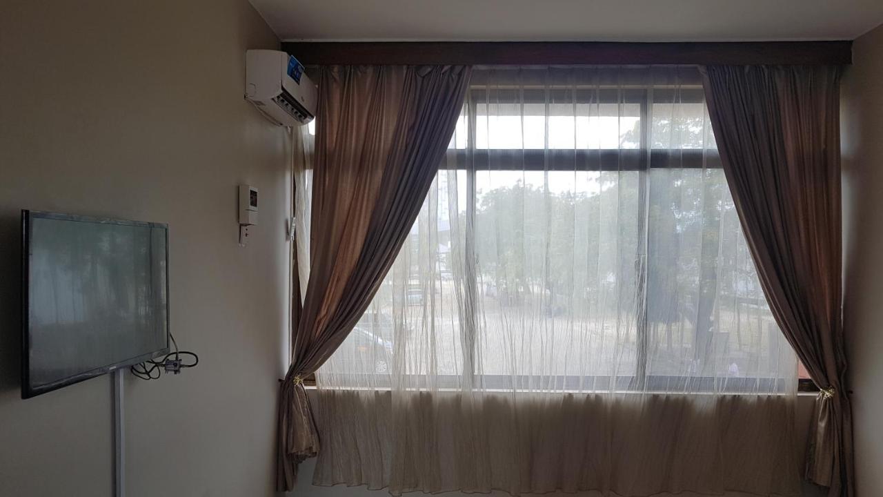 Zanzibar Paradise International Hotel 2*